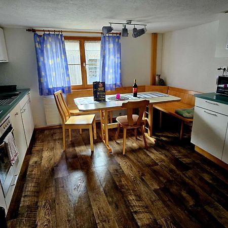 Happy Point Apartment Меллау Номер фото