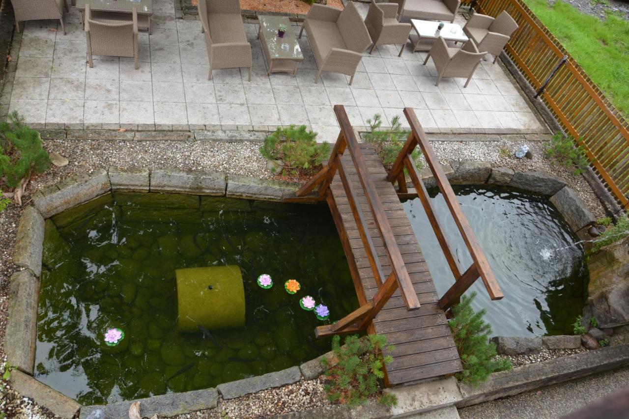 Happy Point Apartment Меллау Екстер'єр фото