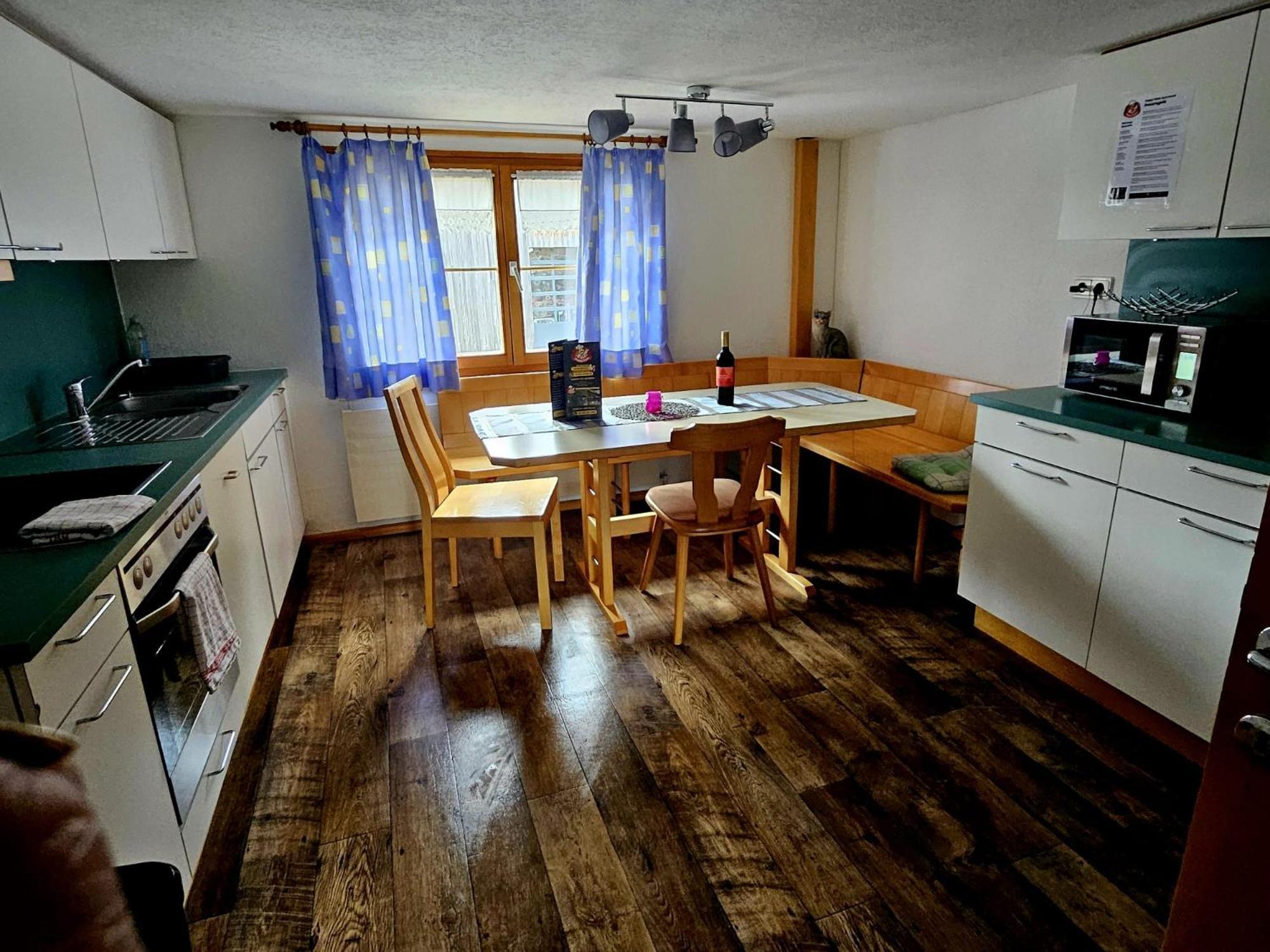 Happy Point Apartment Меллау Номер фото